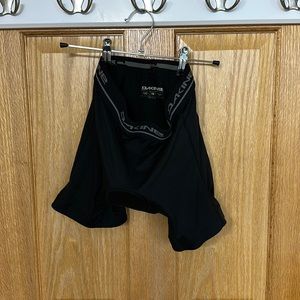 Dakine bike shorts, padded, kids size 10. Good condition!